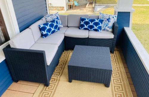 Traverse City House | The Blue House on Front Downtown Traverse City