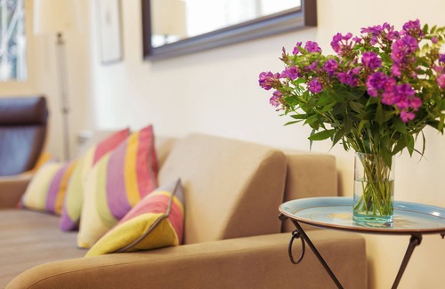 Emek Refaim Apartment | The Blue is a one-bedroom apt, on upper floor with a sleeping up to 4 guests.