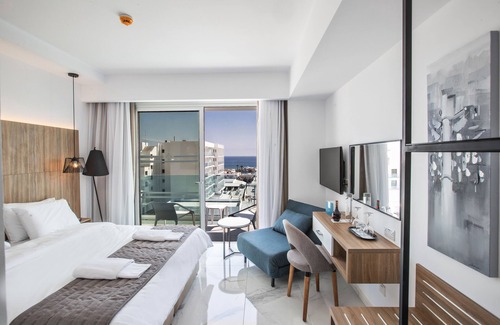 Protaras Hotel | The Blue Ivy Hotel and Suites