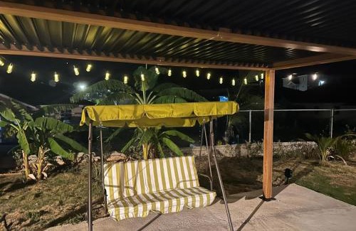 Boscobel House | The Blue Jade Vacation Home