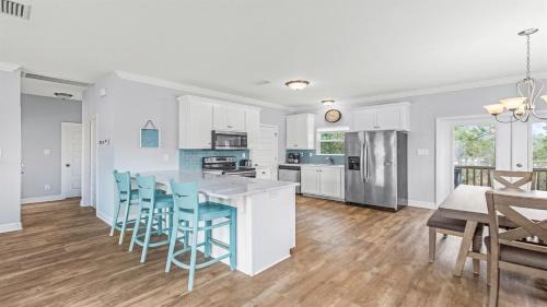 Morgantown House | The Blue Mermaid