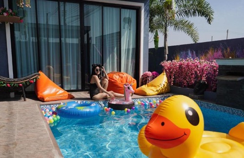 Kao Yai Villa | The Blue Mountain Pool Villa Cha-am
