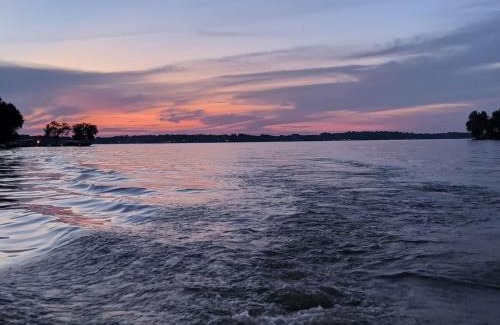 Fox Lake House | The Blue Sapphire 3BR 3BA Luxury Lakefront Home on Mineola Bay Stunning Views on Chain O Lakes