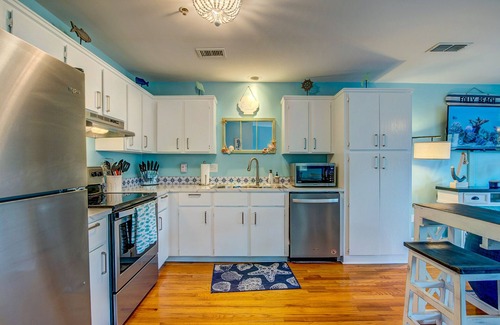 Folly Beach Condo | The Blue Starfish has Ocean Views & is steps from the Beach