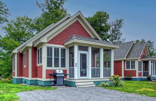 Cherry Valley House | The Bluebird - 7 Summer Village