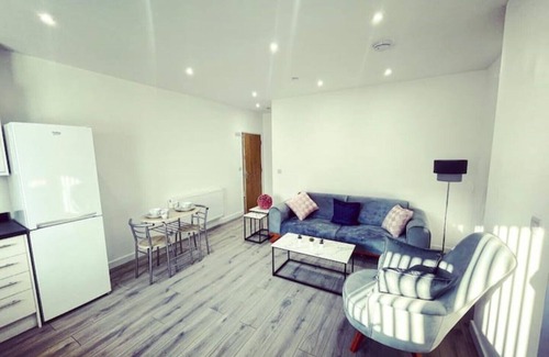 Headington Apartment | The Bluebird Apartment 2023 New-build