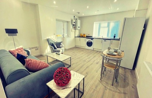 Headington Apartment | The Bluebird Apartment 2023 New-build