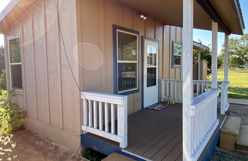 Burnet House | The Bluebonnet House *FREE WIFI*