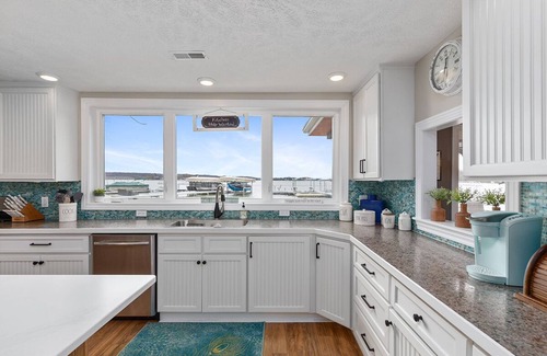 Middleville House | The Bluegill - Executive Cottage on Gun Lake