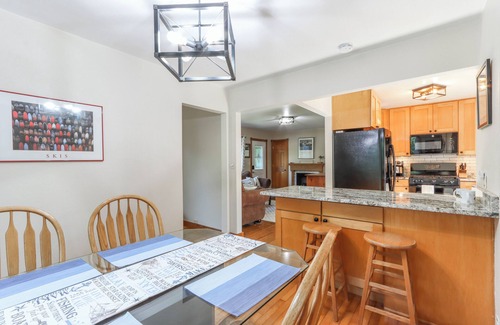 Pine River House | The Bluegill Inn, near Long Lake with firepit, game room, kayaks and more!n