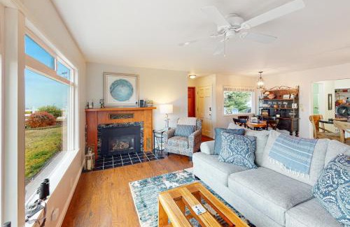 Port Angeles East House | The Bluff Cottage