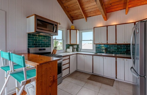 Hope Town Cottage | The Boat House-a beautiful cottage in the Heart of Hope Town!