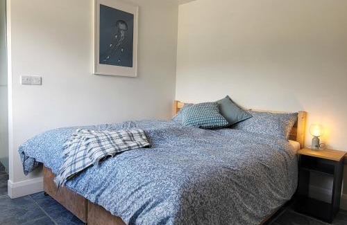 Adrigole Bed & Breakfast | The Boat House