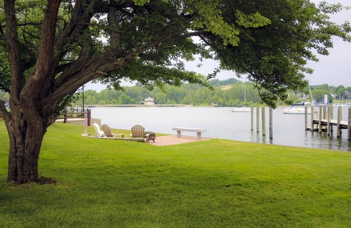 Macatawa Cottage | The Boat House in Macatawa