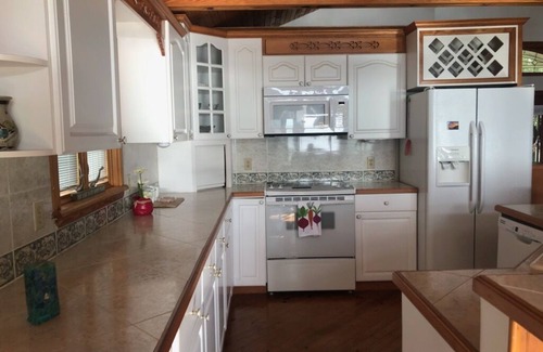 Mount Dora Cabin | The Boat House on Lake Dora - Waterfront & Downtown