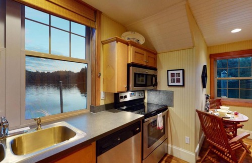 Lakeside House | The boat house
