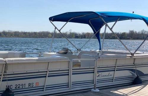 Sand Creek House | The Boathouse at Evans Lake