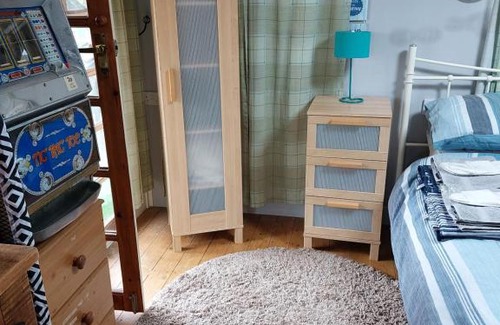 Kegworth House | The Boathouse. Holiday home by the river