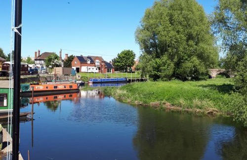 Kegworth House | The Boathouse. Holiday home by the river