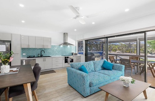Lake Wangary House | The Boathouse - Perfect 2 bedroom Property close to all Town Facilities