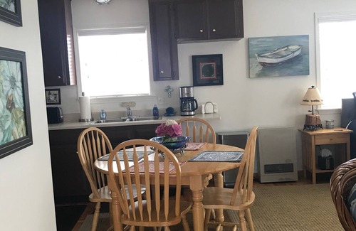 Eureka Apartment | The Boathouse