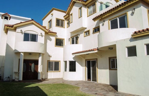 Ensenada House | The Body Point - Ensenada