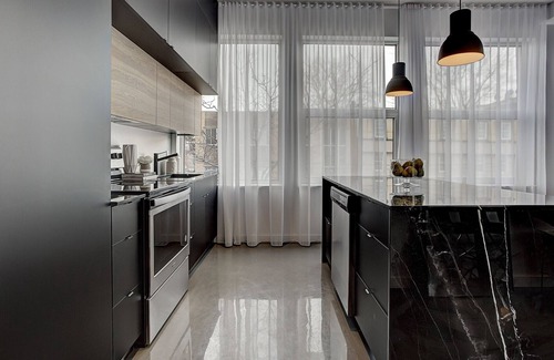 Pointe-Saint-Charles Apartment | THE BOHO CHIC | Two-Bedroom Loft w. Terrace