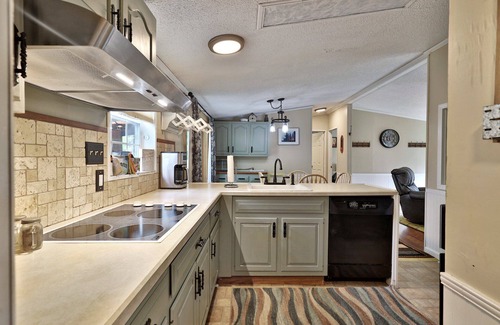 Crystal Beach House | The Bomoseen Bungalow: Vermont Lake House with Private Dock