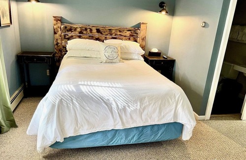 Warrensburg House | The Bond Inn Room #2