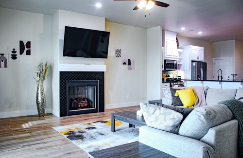 Norman House | The Boomer Nest in Norman. nSpacious 4-bedrooom home. Safe & Quiet surroundings