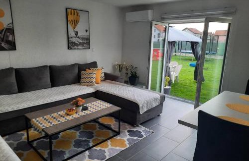 Ilidza Apartment | The Bosna River