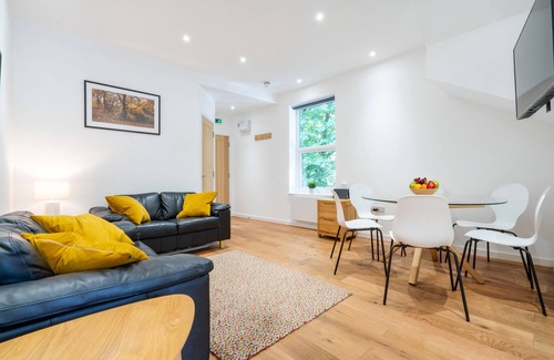 Sheffield Cottage | The Botanical Flat 1