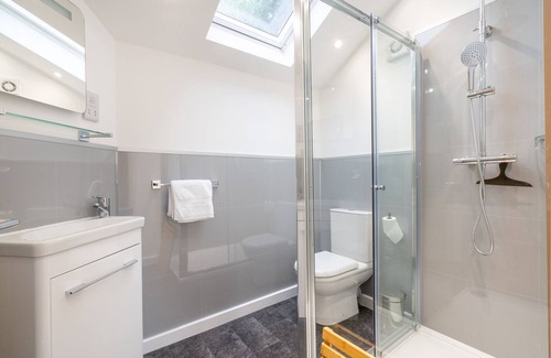 Sheffield Cottage | The Botanical Flat 1