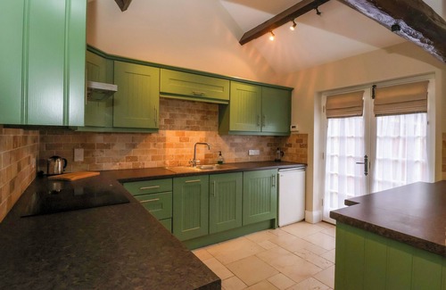 Knaresborough Cottage | THE BOTHY, character holiday cottage, with open fire in Knaresborough