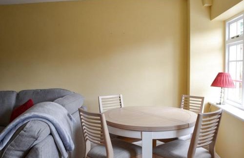 New Forest District House | The Bothy