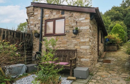Rivington Cottage | THE BOTHY, pet friendly, with open fire in Horwich