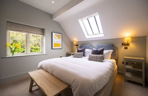 Henley Bed & Breakfast | The Bottle & Glass Inn - Garden View - Room 1