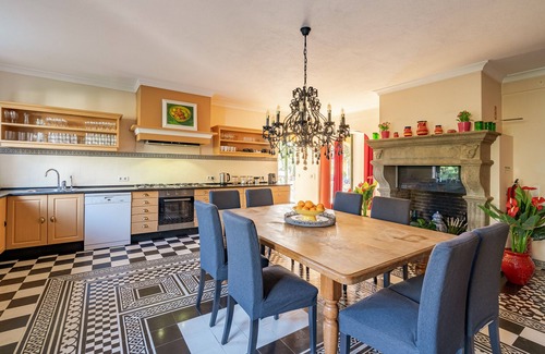 Loule Villa | The BougainVilla is privately situated and an absolute jewel in the Algarve.