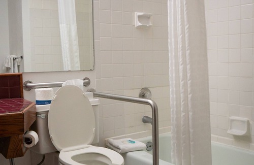 East Boulder Hotel | The Boulder Broker