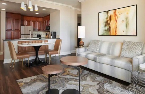 Winchester Condo | The Boulevard, Hilton - 2 Bedroom