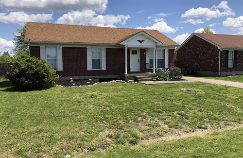 Shepherdsville House | THE BOURBON BARREL - Close to Louisville, E-town, and Glendale!