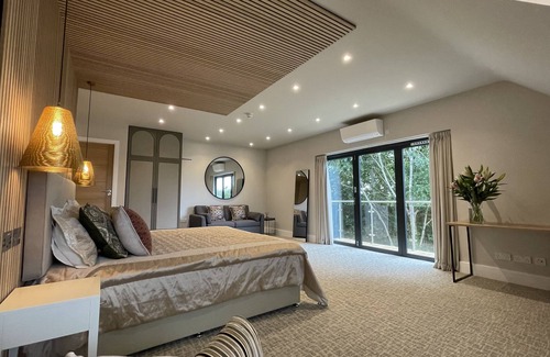 Littleworth Bed & Breakfast | The Boutique Hotel by The Snooty Mehmaan