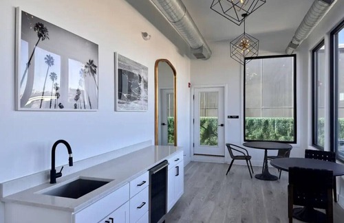 Fells Point Apartment | The Bow – Your Chic Urban Retreat in Fells Point, Baltimore!