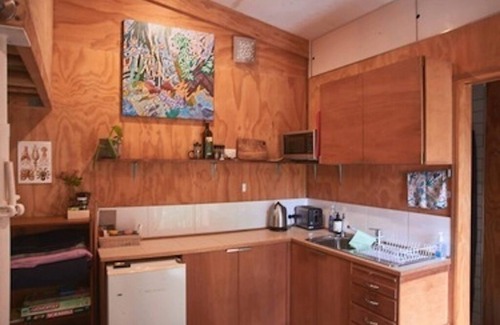 Bawley Point Cabin | The Bower- Cosy coastal cabin