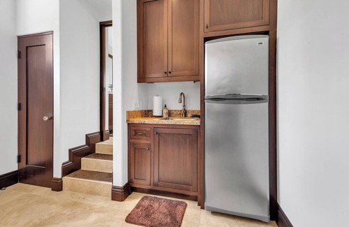 La Playa Villa | The Bowman-Cotton Bayfront Estate - New Listing