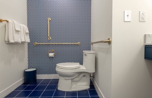 West Central Hotel | The Bradley Hotel