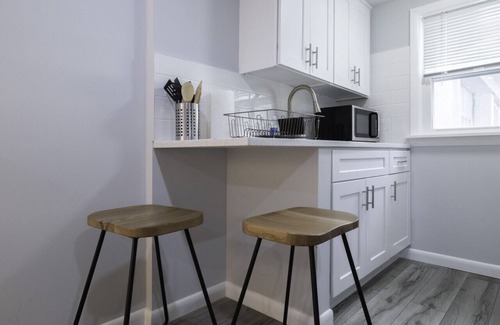Old Mystic Apartment | The Bradley Studio · Near Mystic, Casinos + USCGA