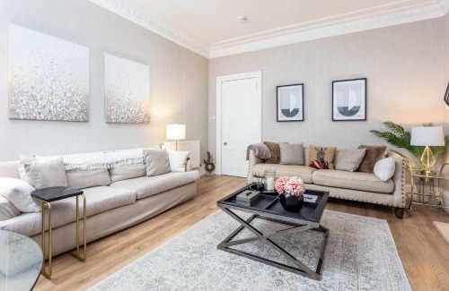 Prestwick House | The Bradshaw