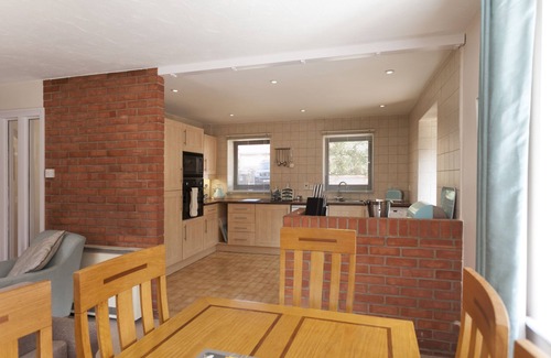 Holt House | The Brancaster - a self catering cottage that sleeps 4 guests in 2 bedrooms
