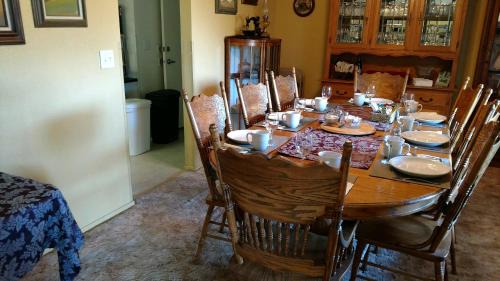 Squaw Valley Bed & Breakfast | The Branded Calf Bed & Breakfast